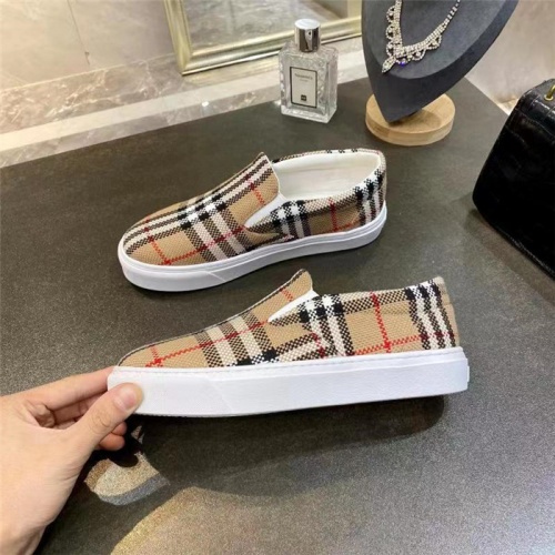 Replica Burberry Casual Shoes For Men #835763 $80.00 USD for Wholesale