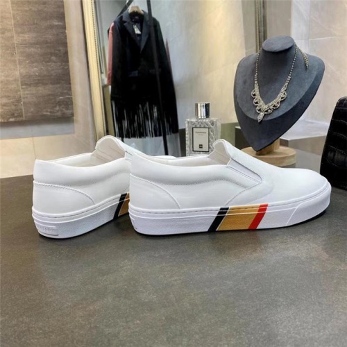 Replica Burberry Casual Shoes For Men #835767 $85.00 USD for Wholesale