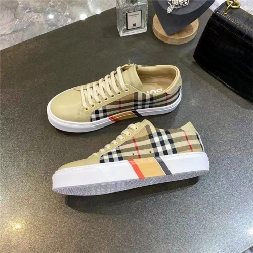 Replica Burberry Casual Shoes For Men #835768 $92.00 USD for Wholesale