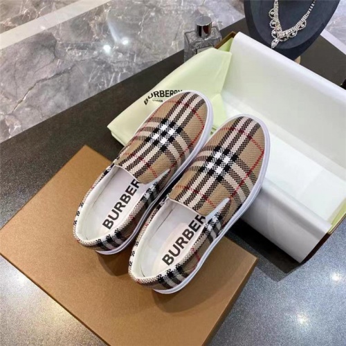 Replica Burberry Casual Shoes For Women #835794 $80.00 USD for Wholesale