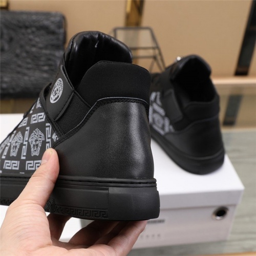 Replica Versace Casual Shoes For Men #836075 $85.00 USD for Wholesale