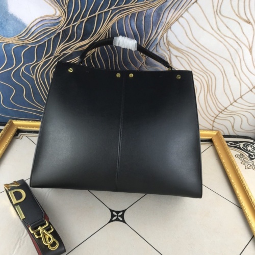 Replica Fendi AAA Quality Handbags For Women #836211 $100.00 USD for Wholesale