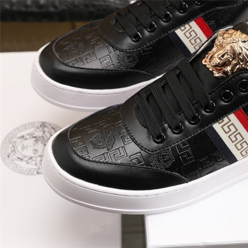 Replica Versace Casual Shoes For Men #836761 $82.00 USD for Wholesale