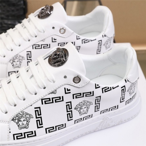 Replica Versace Casual Shoes For Men #838335 $82.00 USD for Wholesale