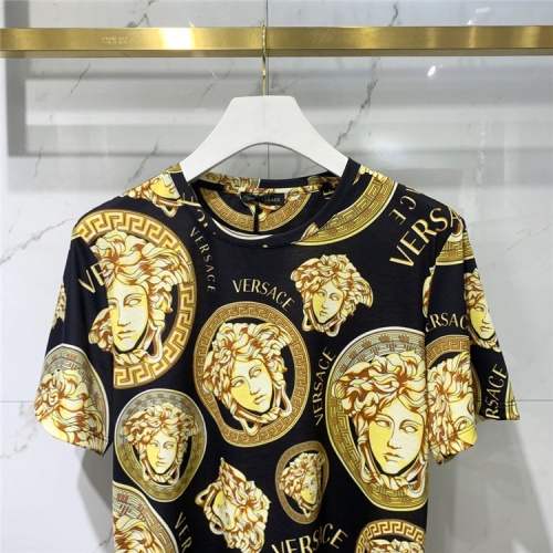 Replica Versace T-Shirts Short Sleeved For Men #838530 $41.00 USD for Wholesale