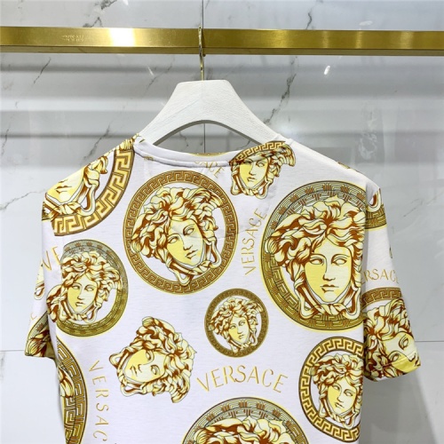 Replica Versace T-Shirts Short Sleeved For Men #839952 $41.00 USD for Wholesale