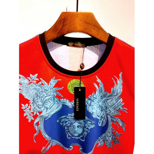 Replica Versace T-Shirts Short Sleeved For Men #839961 $30.00 USD for Wholesale