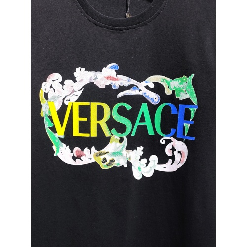 Replica Versace T-Shirts Short Sleeved For Men #839976 $26.00 USD for Wholesale