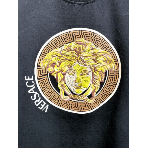 Replica Versace T-Shirts Short Sleeved For Men #839993 $26.00 USD for Wholesale