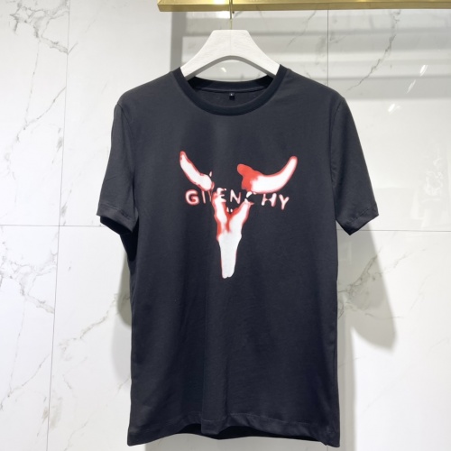 Givenchy T-Shirts Short Sleeved For Men #840472 $41.00 USD, Wholesale Replica Givenchy T-Shirts