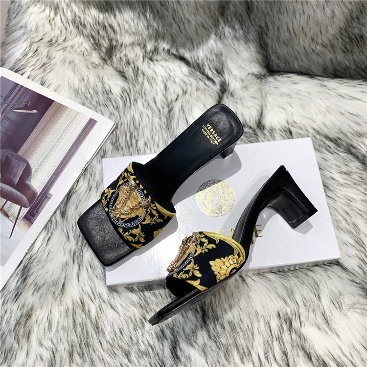 versace slippers online