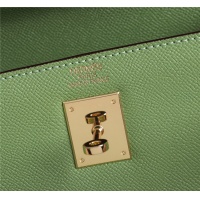 $105.00 USD Hermes AAA Quality Handbags For Women #835510