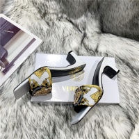$60.00 USD Versace Slippers For Women #839002