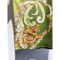 $30.00 USD Versace T-Shirts Short Sleeved For Men #840017