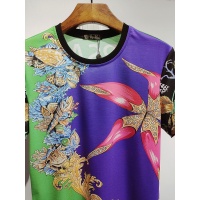$30.00 USD Versace T-Shirts Short Sleeved For Men #840022