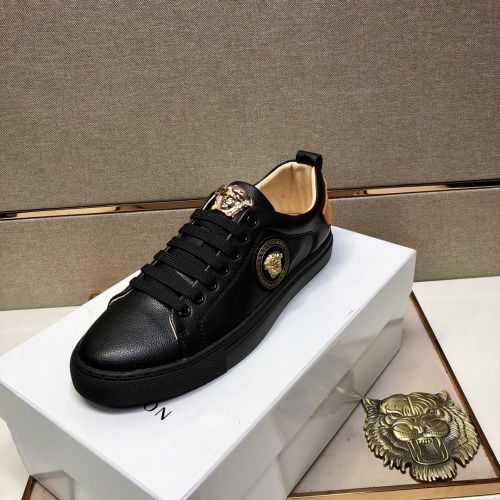 Replica Versace Casual Shoes For Men #841485 $76.00 USD for Wholesale