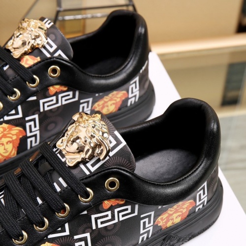 Replica Versace Casual Shoes For Men #841916 $85.00 USD for Wholesale