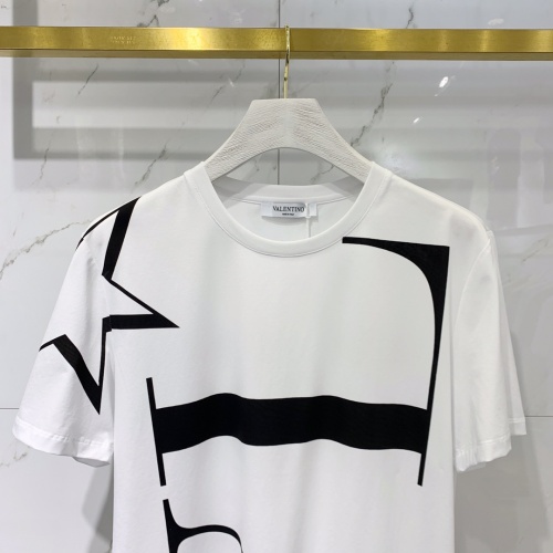 Replica Valentino T-Shirts Short Sleeved For Men #842032 $41.00 USD for Wholesale
