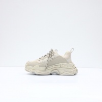 $160.00 USD Balenciaga Fashion Shoes For Men #841333