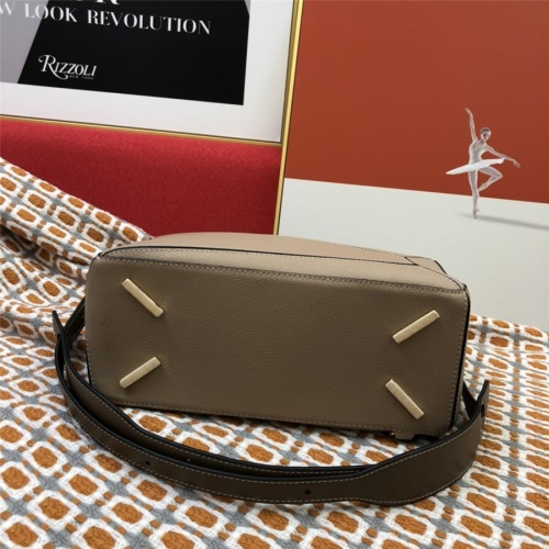 Replica LOEWE AAA Messenger Bags For Women #843614 $105.00 USD for Wholesale