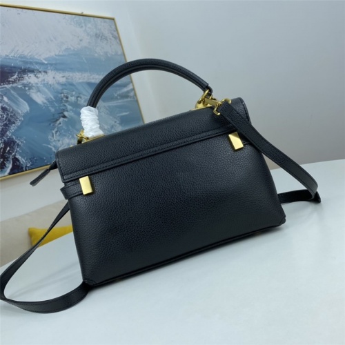 Replica Yves Saint Laurent YSL AAA Messenger Bags For Women #843628 $105.00 USD for Wholesale