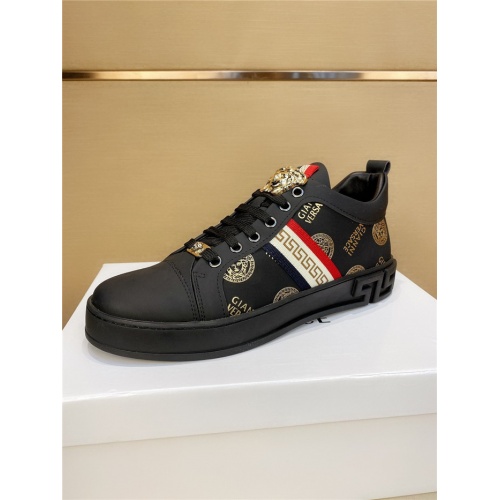 Replica Versace Casual Shoes For Men #844970 $76.00 USD for Wholesale
