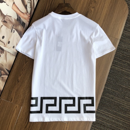 Replica Versace T-Shirts Short Sleeved For Men #845318 $27.00 USD for Wholesale