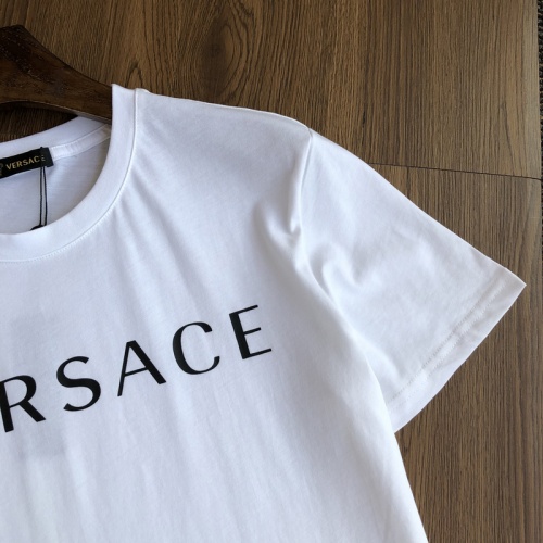 Replica Versace T-Shirts Short Sleeved For Men #845318 $27.00 USD for Wholesale