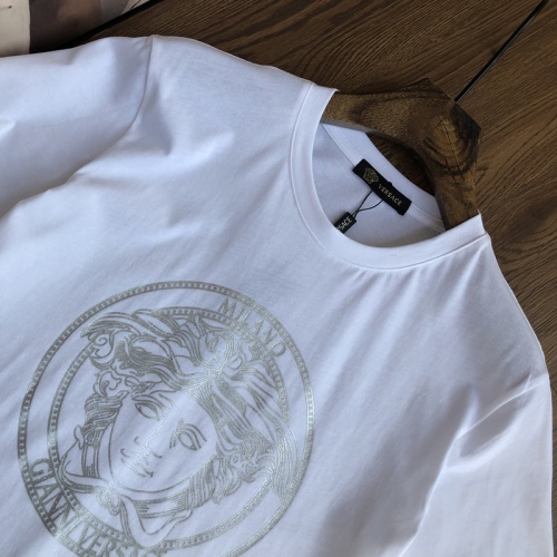 Replica Versace T-Shirts Short Sleeved For Men #845320 $27.00 USD for Wholesale