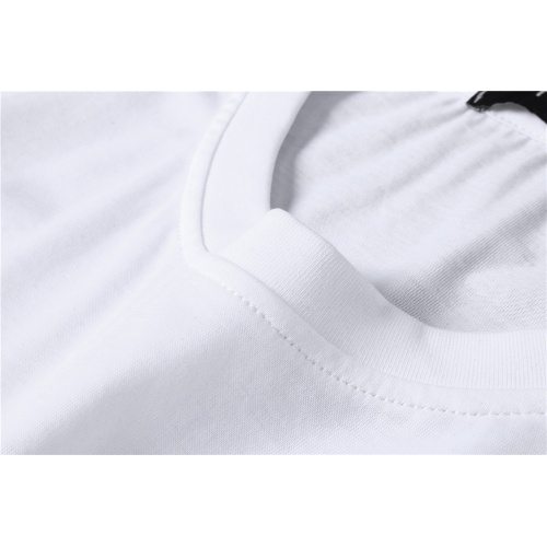Replica Fendi T-Shirts Short Sleeved For Men #845651 $32.00 USD for Wholesale