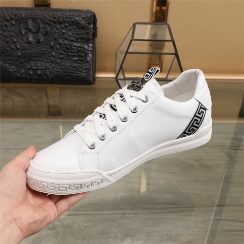 Replica Versace Casual Shoes For Men #848167 $88.00 USD for Wholesale