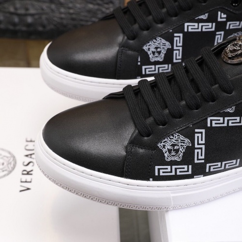 Replica Versace Casual Shoes For Men #848225 $88.00 USD for Wholesale