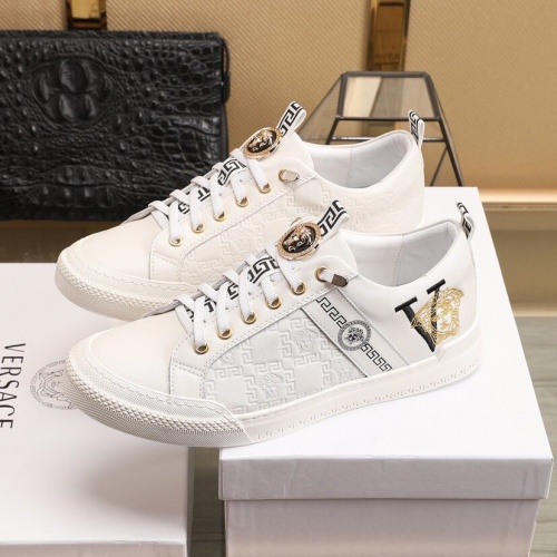 Replica Versace Casual Shoes For Men #849724 $88.00 USD for Wholesale