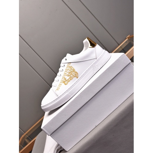 Replica Versace Casual Shoes For Men #850398 $76.00 USD for Wholesale