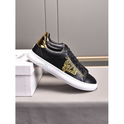 Replica Versace Casual Shoes For Men #850399 $76.00 USD for Wholesale