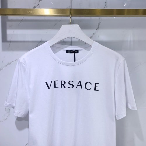 Replica Versace T-Shirts Short Sleeved For Men #851517 $41.00 USD for Wholesale
