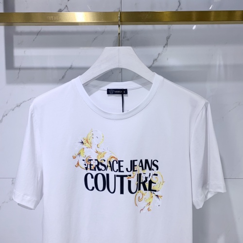 Replica Versace T-Shirts Short Sleeved For Men #851519 $41.00 USD for Wholesale