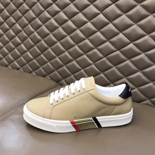 Replica Burberry Casual Shoes For Men #851560 $76.00 USD for Wholesale