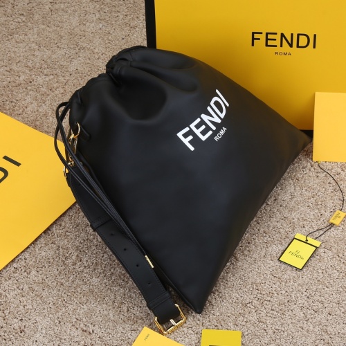 Replica Fendi AAA Quality Handbags For Women #851775 $85.00 USD for Wholesale