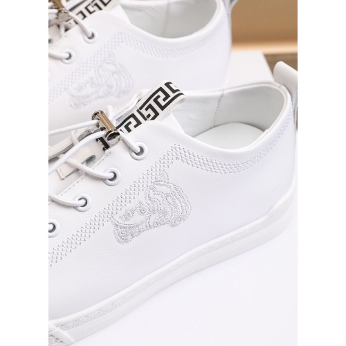 Replica Versace Casual Shoes For Men #851826 $88.00 USD for Wholesale
