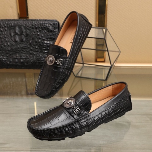 Versace Leather Shoes For Men #851900 $85.00 USD, Wholesale Replica Versace Leather Shoes
