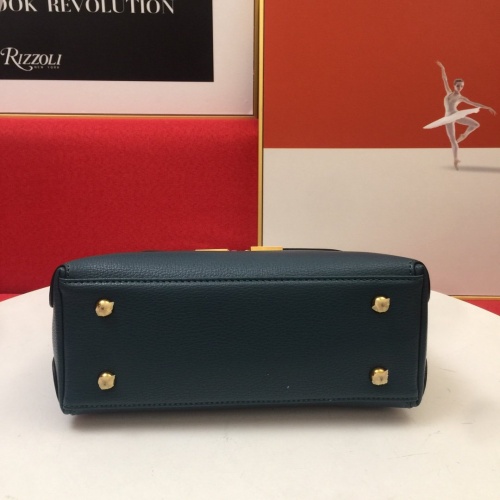 Replica Yves Saint Laurent YSL AAA Messenger Bags For Women #852356 $105.00 USD for Wholesale