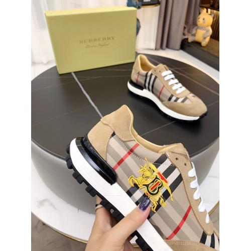 Replica Burberry Casual Shoes For Men #852595 $76.00 USD for Wholesale