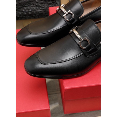 Replica Ferragamo Leather Shoes For Men #852622 $125.00 USD for Wholesale