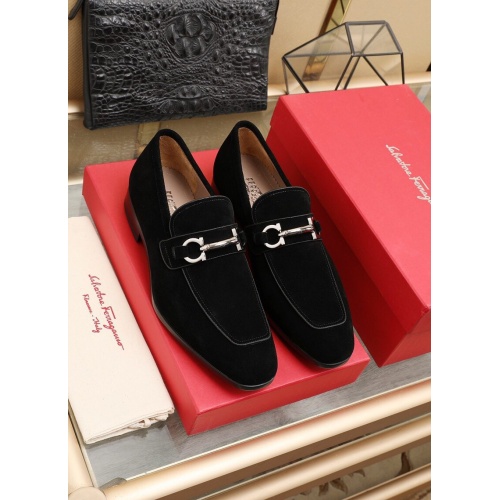 Replica Ferragamo Leather Shoes For Men #852625 $125.00 USD for Wholesale