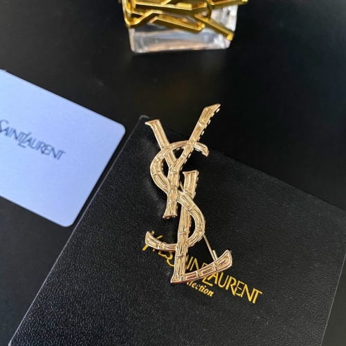 Yves Saint Laurent Brooches #853133 $27.00 USD, Wholesale Replica Yves Saint Laurent Brooches
