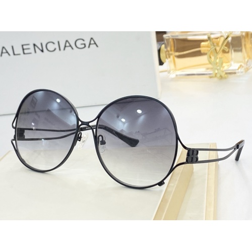 Balenciaga AAA Quality Sunglasses #854405