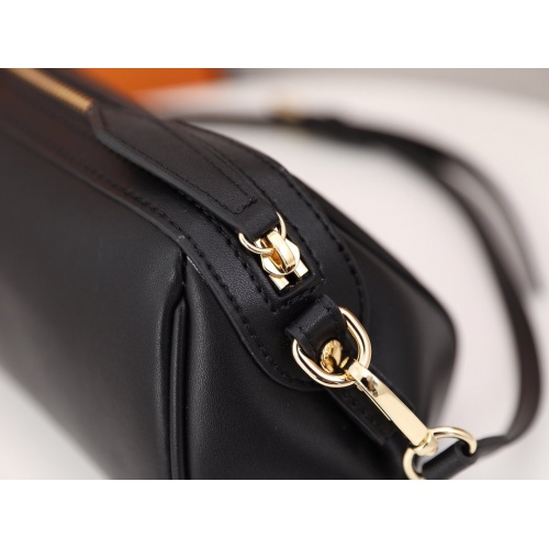 Replica Burberry AAA Messenger Bags For Women #854944 $88.00 USD for Wholesale
