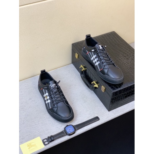 Replica Burberry Casual Shoes For Men #855045 $76.00 USD for Wholesale