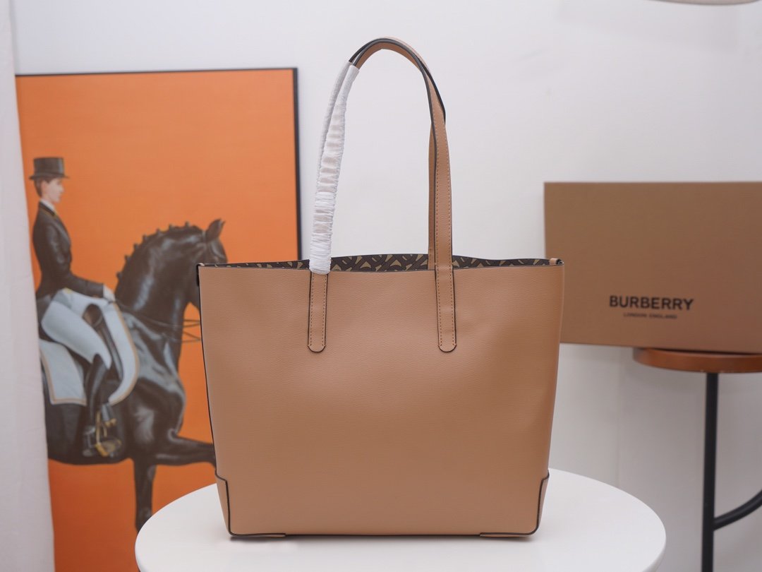 How Much Do Burberry Purses Cost